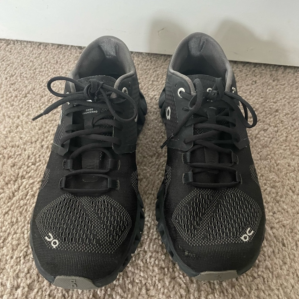 On Running Cloud Shoes